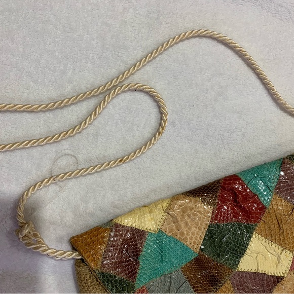 Multicolor Patchwork Crossbody Bag - Picture 7 of 8